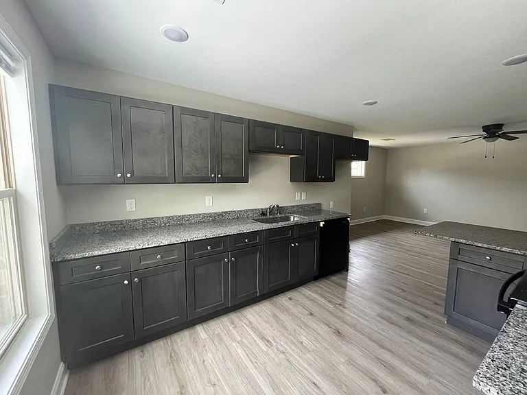 817 Ellis St — Photo 27