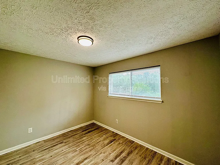 207 Sunn Aire Ct #C — Photo 11