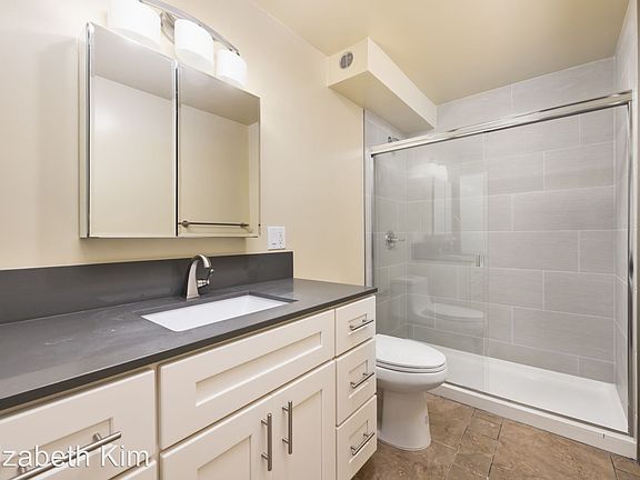 5th image of 626 Connecticut St #626