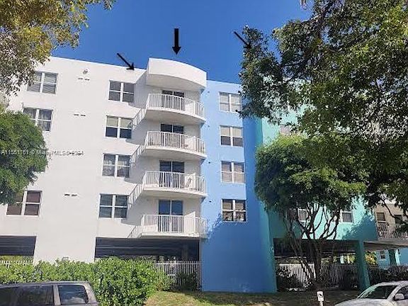 3rd image of 1555 N Treasure Dr APT 510