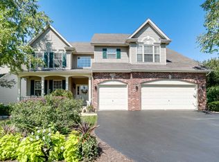 716 Doral Ln, North Aurora, IL 60542