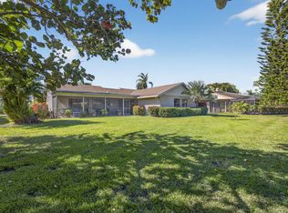 13706 Cross Pointe Dr, Palm Beach Gardens, FL 33418