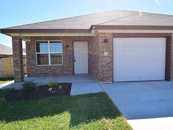 5th image of 621 Karey Dr #A