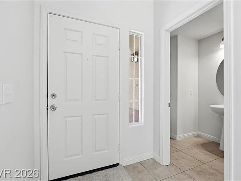 10630 Lessona St — Photo 5