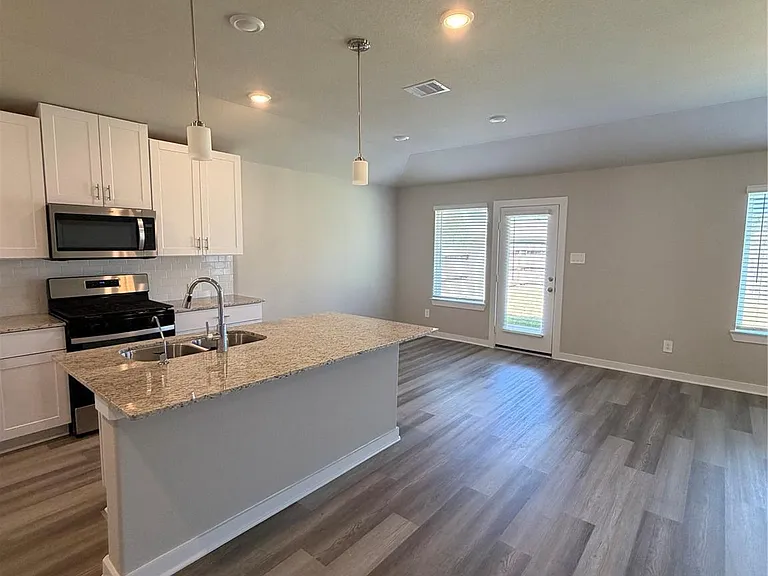1484 Waggoner Ranch Trl — Photo 13