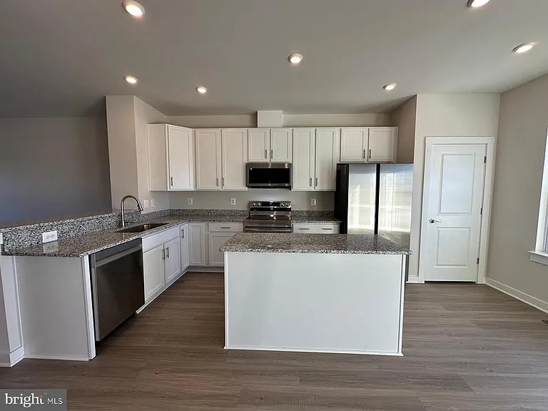 113 Marlow Ct — Photo 24