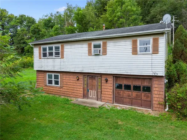 1298 Old State Rd, Apollo, PA 15613