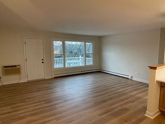 2nd image of 600 Laurel Lake Rd APT 8