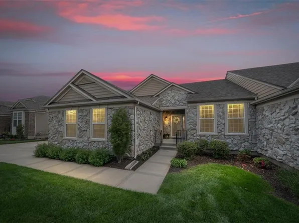 11283 S Chouteau St, Olathe, KS 66061