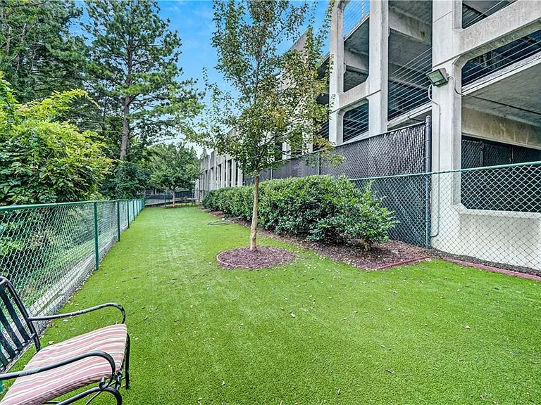 3777 Peachtree Rd NE #1733 — Photo 36