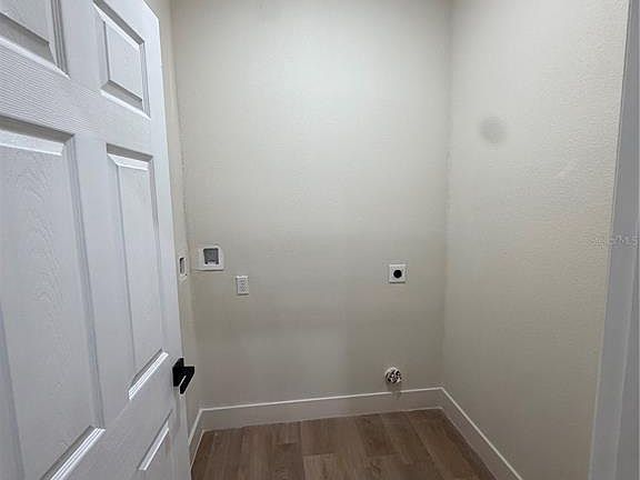 4th image of 2352 ROSS STREET