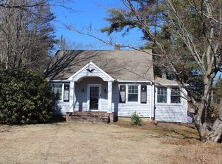 21 Maple Ln, Shelton, CT 06484