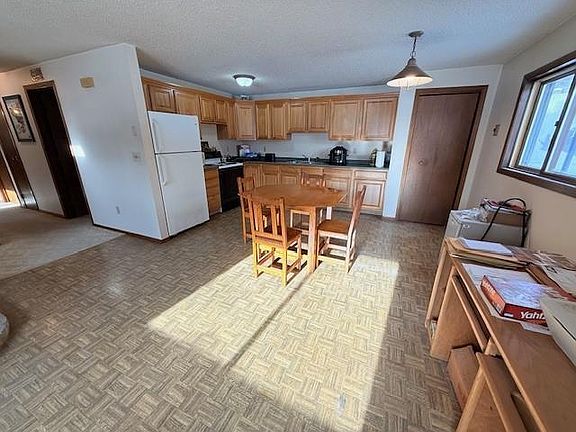 5th image of 3210 Sunnyside Rd NE