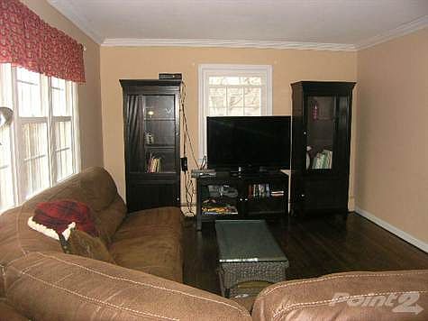 4th image of 52 Prospect St