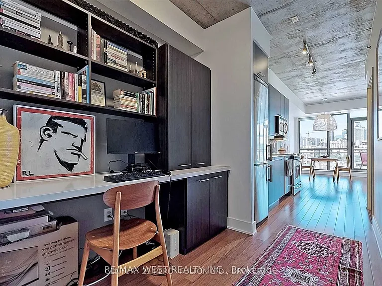 90 Trinity St #610 — Photo 15
