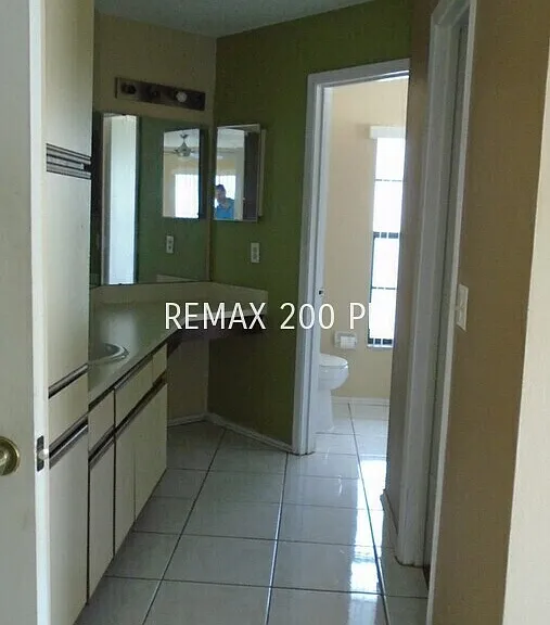 13107 Los Angeles Woods Ln — Photo 10