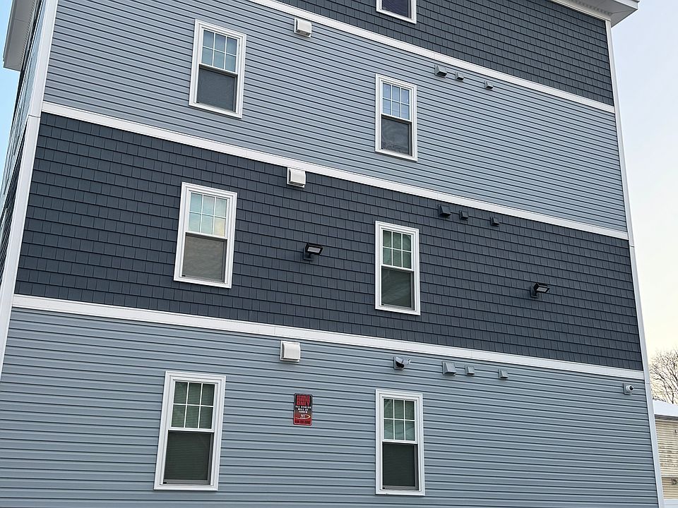 Side Building