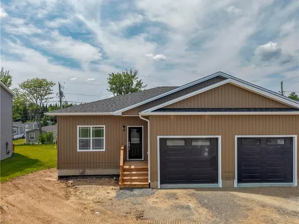113 Glennorth St, Fredericton, NB E3G 0A6