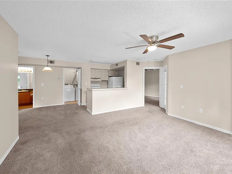 441 Fountainhead Cir #174 — Photo 4