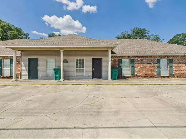 200 S Saint Jean St APT B, Broussard, LA 70518