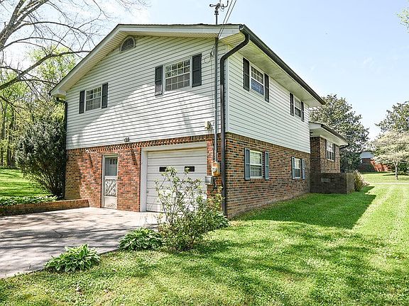 4th image of 3501 Sunray Dr NW
