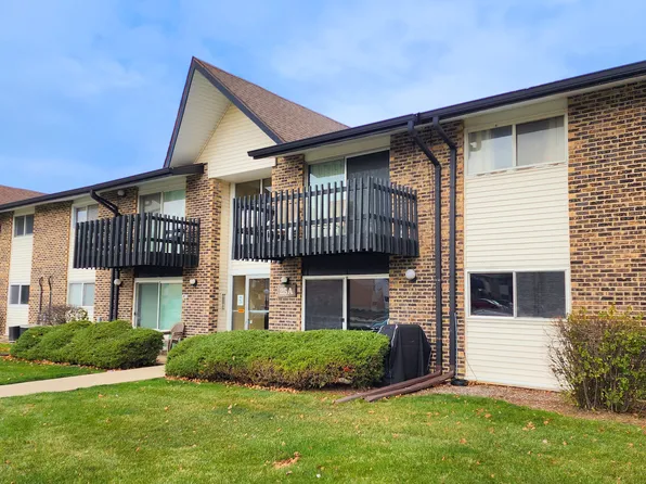 25A Kingery Quarter APT 201, Willowbrook, IL 60527