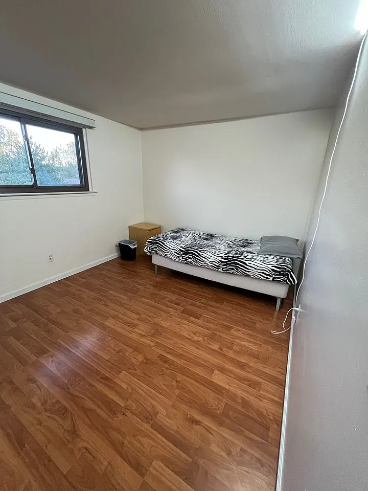 1102 Washington Cir — Photo 3