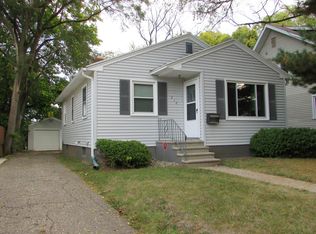 216 Burnham St W, Battle Creek, MI 49015