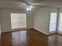 2809 Elgin Ave — Photo 5