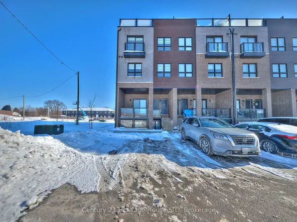 6705 Cropp St #55, Niagara Falls, ON L2E 0C1