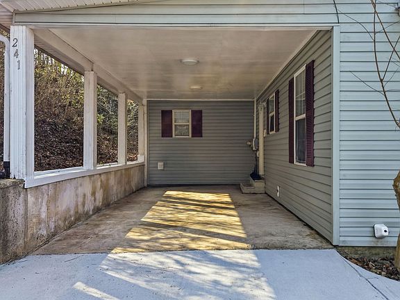 4th image of 241 McKeel Ln