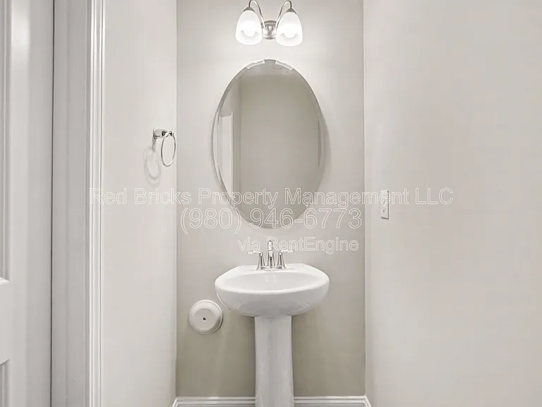 7112 Harris Bay Rd — Photo 12