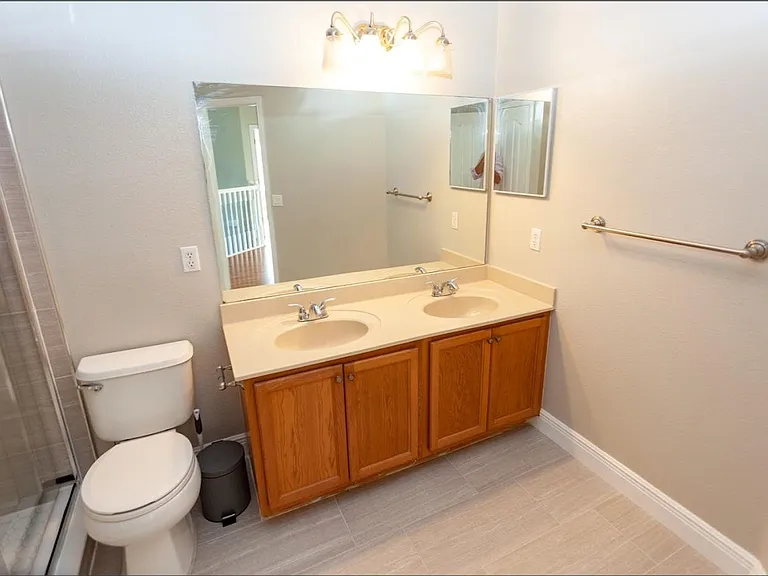 12827 Oulton Cir — Photo 19