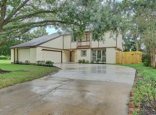 1726 Morton League Rd, Richmond, TX 77406