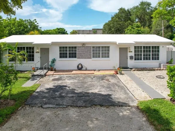 1788 NE 169th St, North Miami Beach, FL 33162