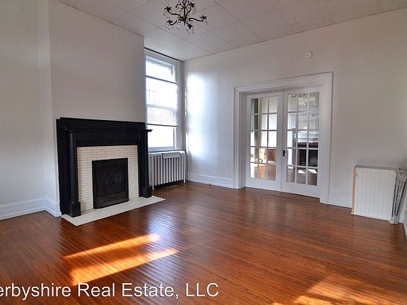 4th image of 2110 Rivermont Ave APT 1