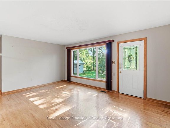 5th image of 42B Hawkins Bay Rd