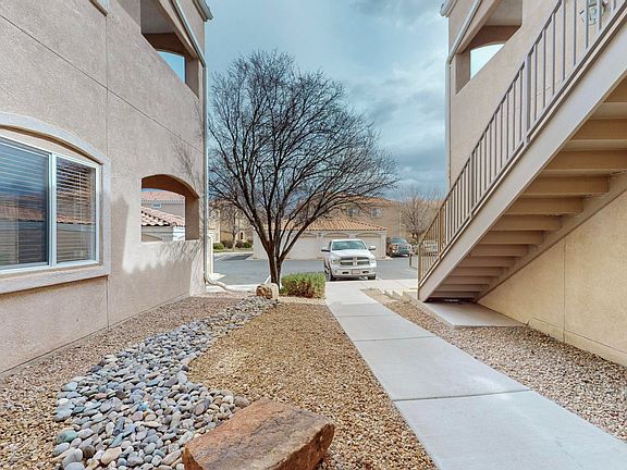 2nd image of 6800 Vista Del Norte Dr NE Unit 816