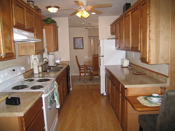  Open galley kitchen