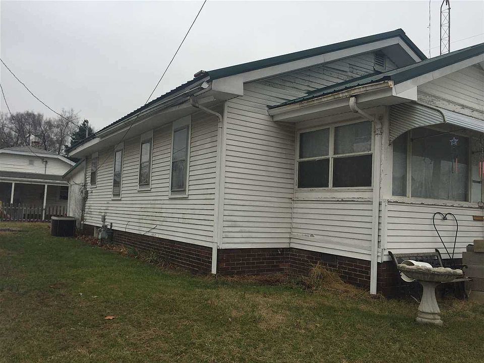 2nd image of 1026 Dubois St