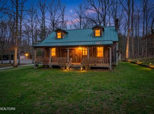1318 W End Rd, Rockwood, TN 37854