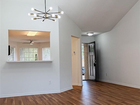 3rd image of 18710 Parfield Ln