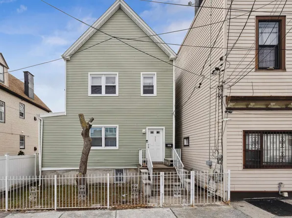547 61st St, West New York, NJ 07093