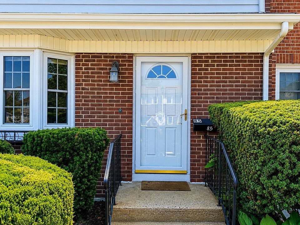 1st image of 85 Salem Walk