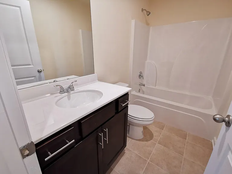 4425 Almanor Cir — Photo 14