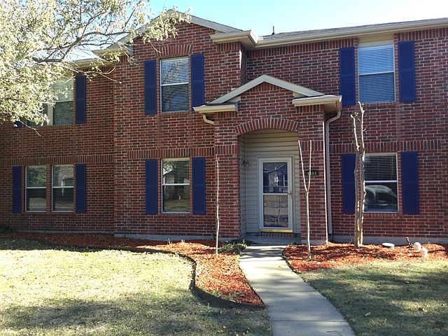 1st image of 1483 Hickory Creek Ln