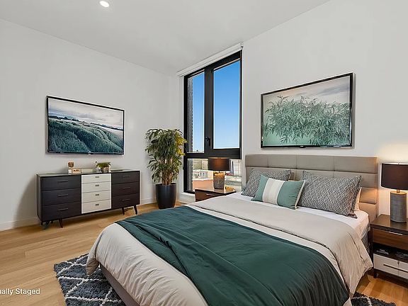 2nd image of 1010 Pacific St #691
