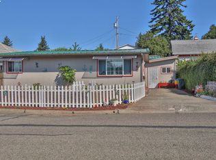 760 Commercial St, North Bend, OR