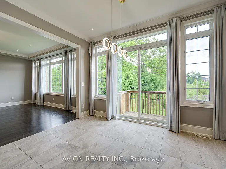 102 Joseph Hartman Cres — Photo 23