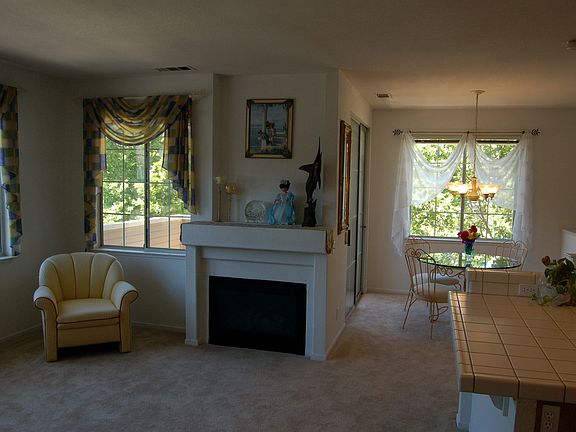 3rd image of 356 Kylemore Ct